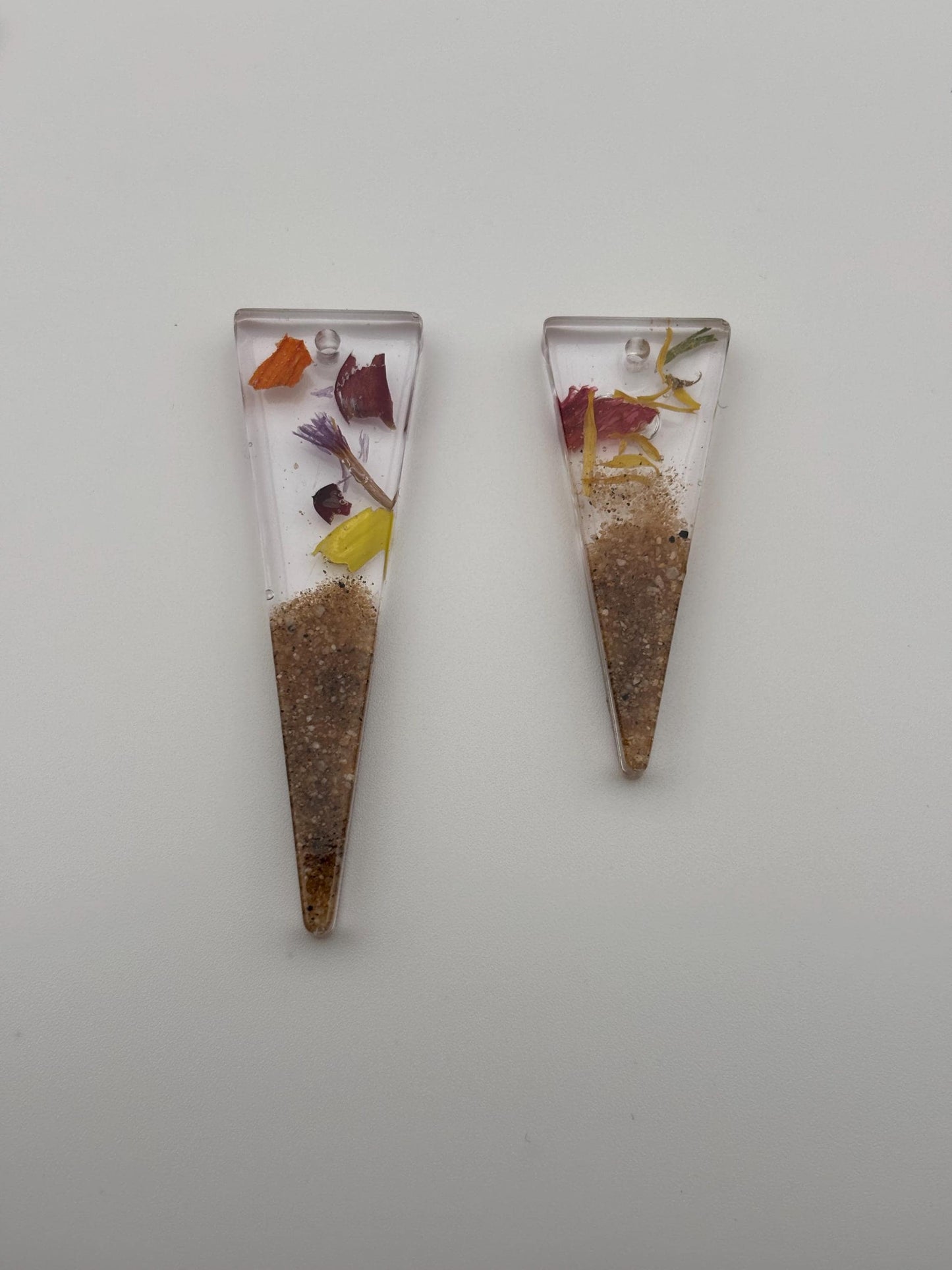 Mojave Desert Resin Pendant Necklace – Preserved Desert Botanicals