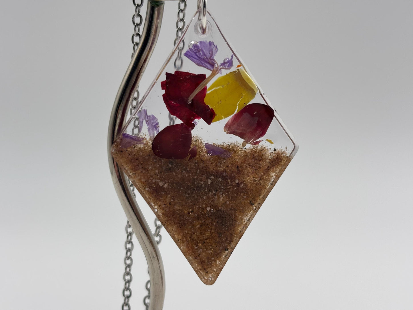 Mojave Desert Resin Pendant Necklace – Preserved Desert Botanicals